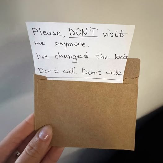 My Grandma Sent Me a Letter Telling Me Never to Visit Again — When I Found Out Why…
